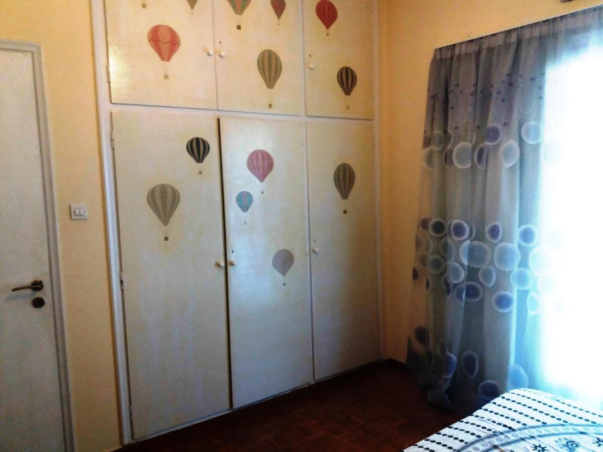 Renovated Apartment In The Center Of アテネ エクステリア 写真