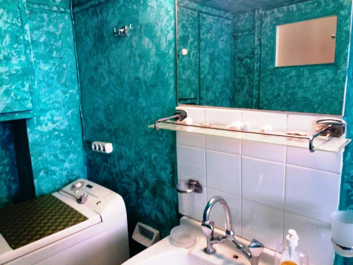 Renovated Apartment In The Center Of アテネ エクステリア 写真