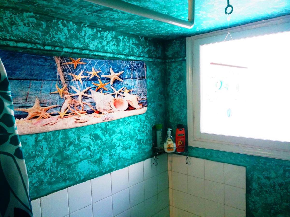 Renovated Apartment In The Center Of アテネ エクステリア 写真