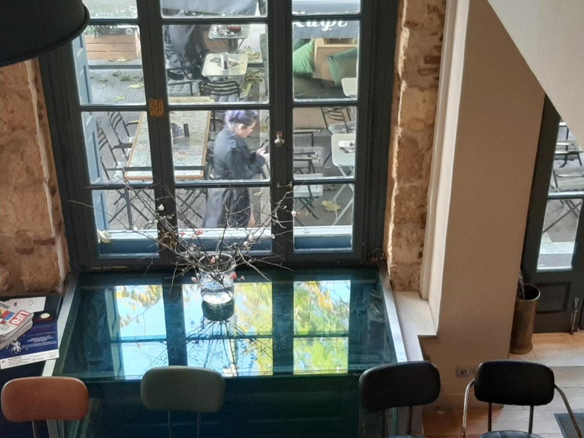 Renovated Apartment In The Center Of アテネ エクステリア 写真